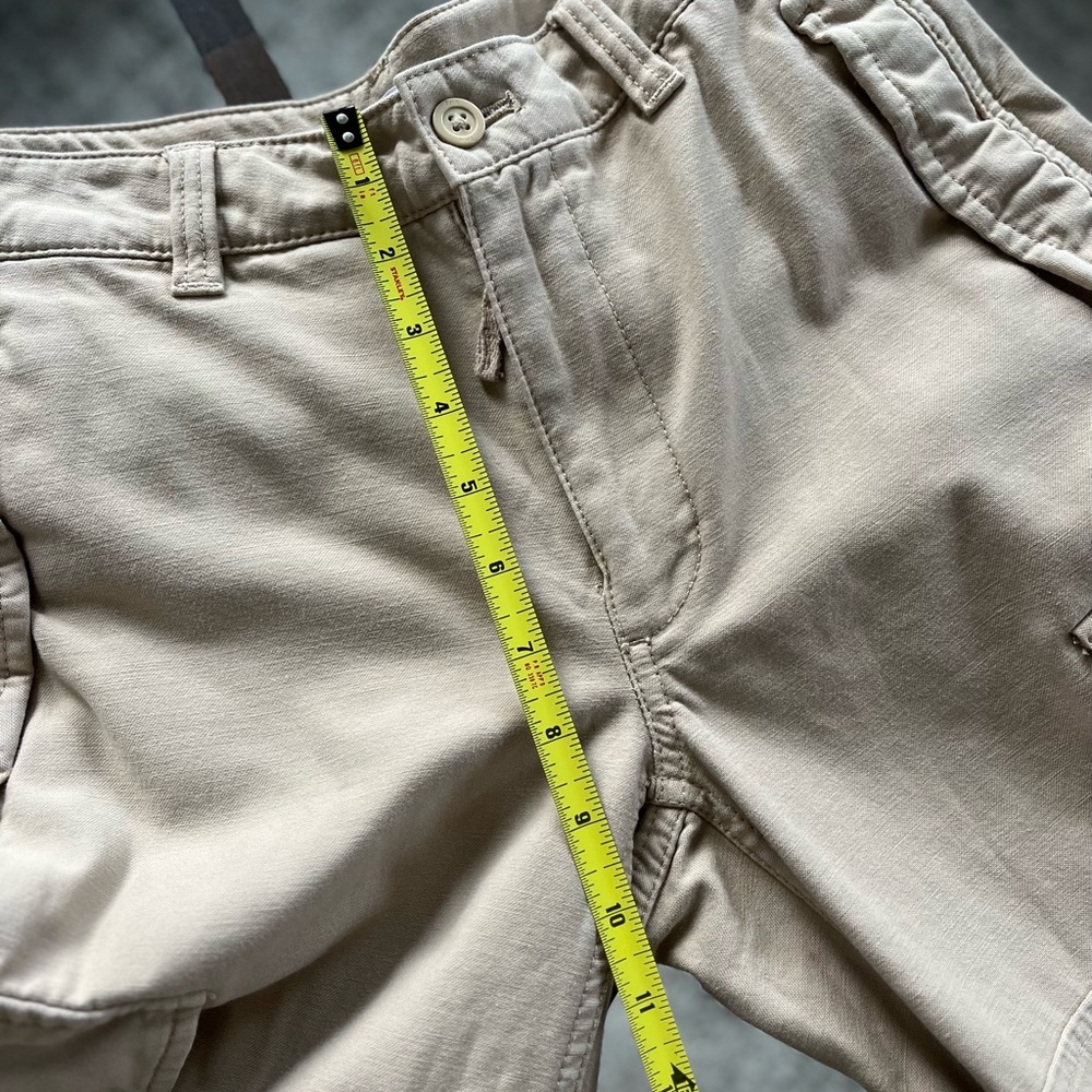 Aritzia TNA Cargo Supply Pant Mid Rise Short Gd Birch Casual Sz 0 - Picture 9 of 13
